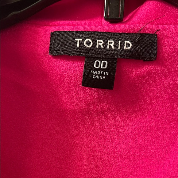 Torrid Fuchsia Open Front Blazer - Picture 2 of 5
